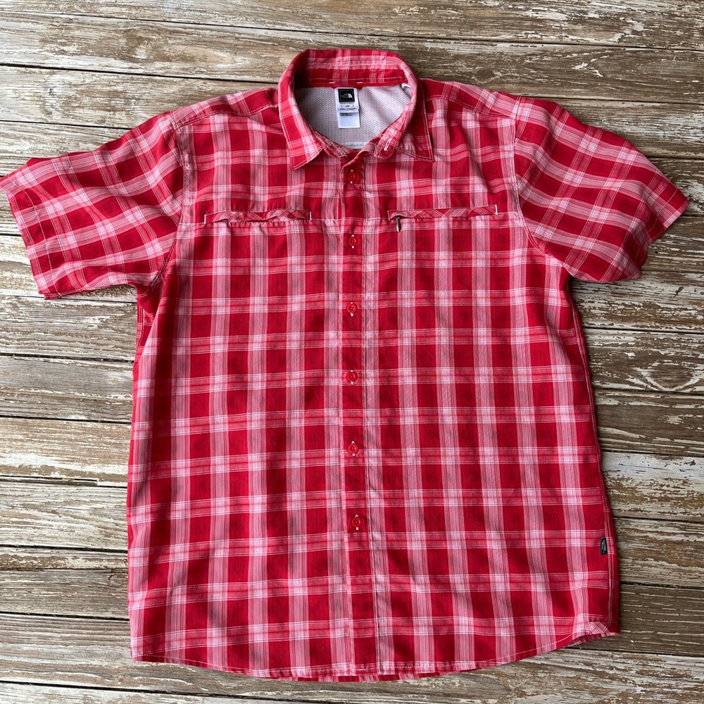 The North Face Short Sleeve Button Down Shirt - Men’s Large